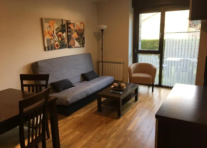 Jardín San Pelayo Apartamento Niembro